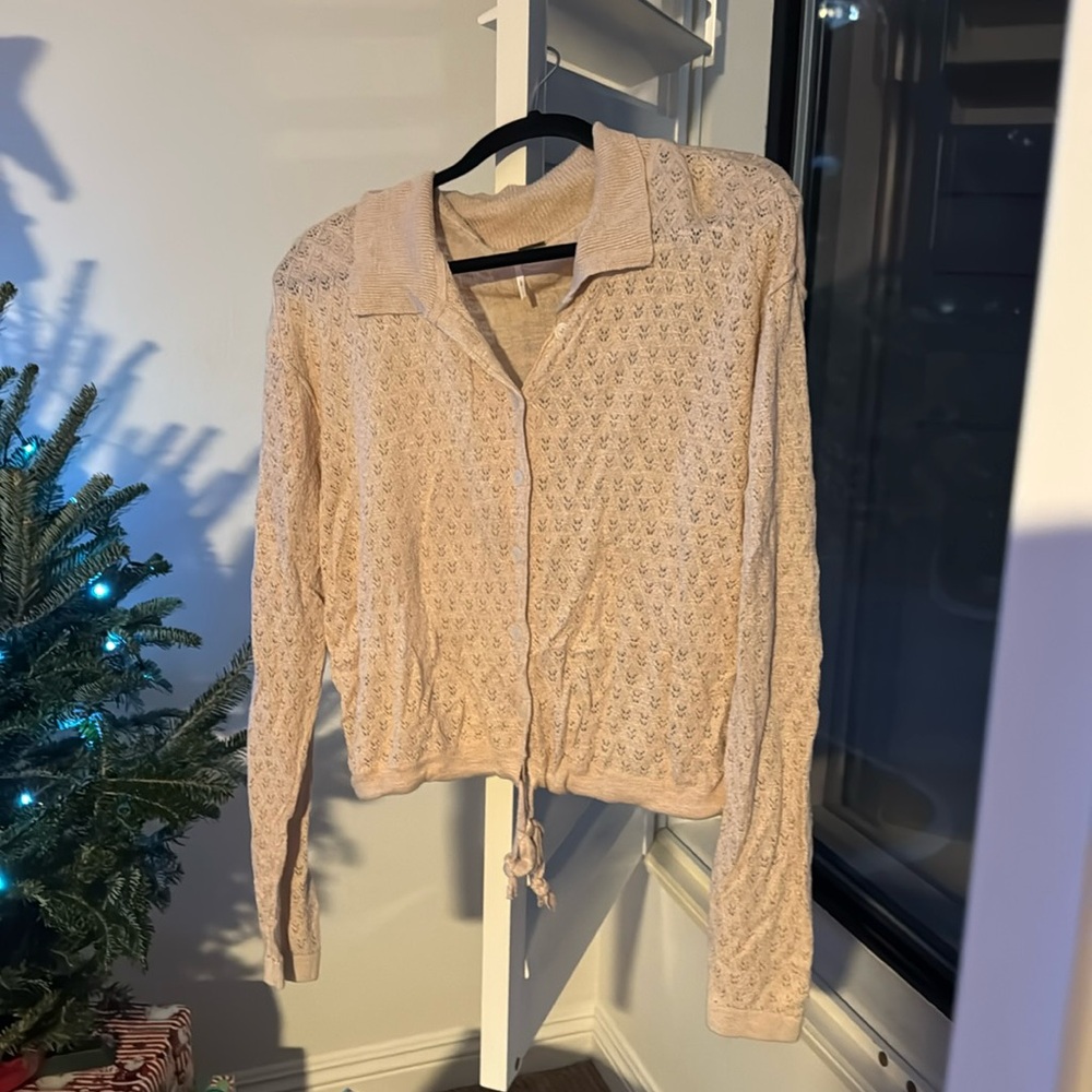Free People Oatmeal Knit Collared Crop Sweater!🤎